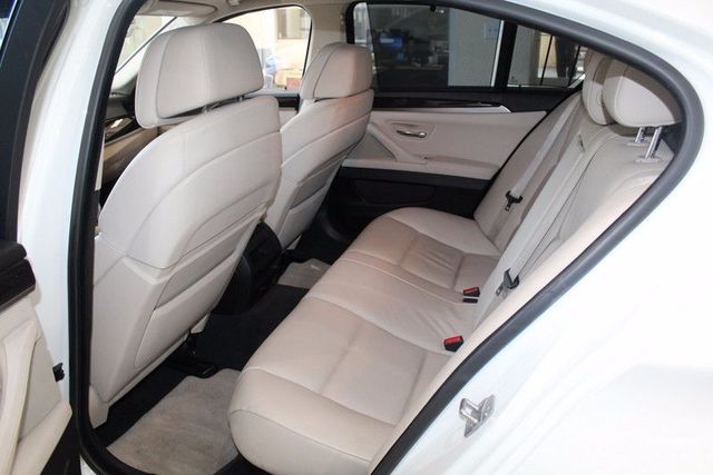 2011 BMW 5 Series 528i