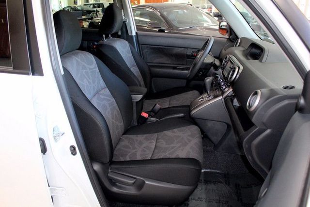 2014 Scion xB Hatchback