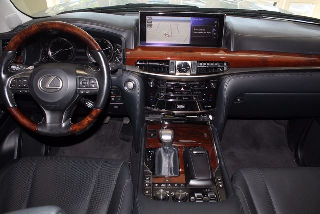 2016 Lexus LX 570