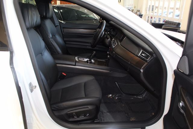 2015 BMW 7 Series 750i M PACKAGE