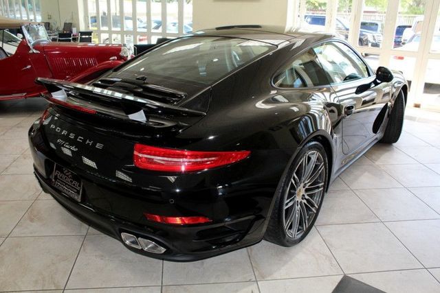 2015 Porsche 911 Turbo