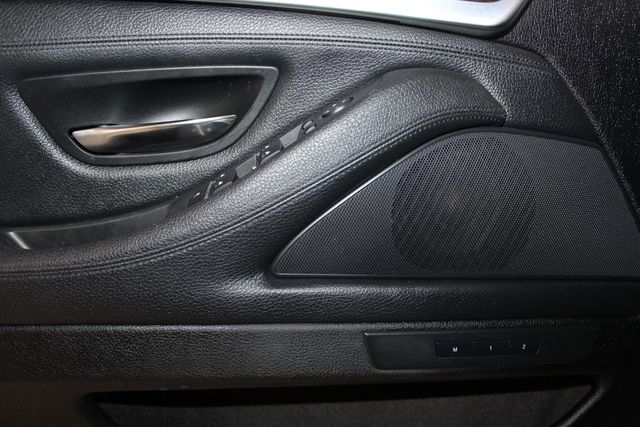 2013 BMW 5 Series 528i xDrive