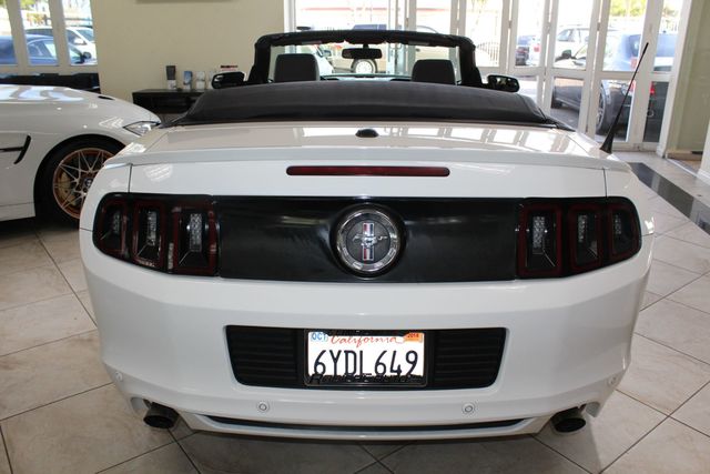 2013 Ford Mustang V6