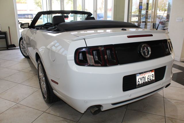 2013 Ford Mustang V6