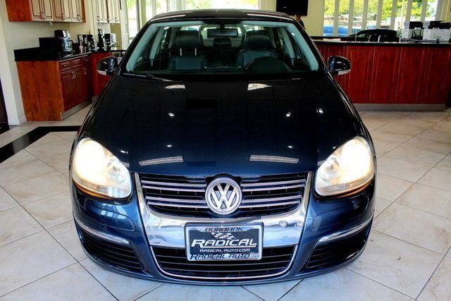 2006 Volkswagen Jetta Sedan 2.5L