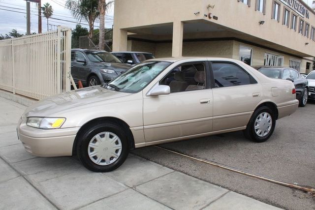 1997 Toyota Camry LE