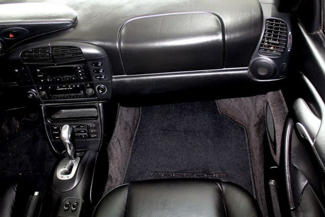 2001 Porsche 911 Carrera