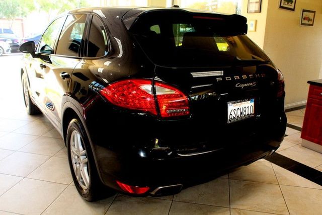 2011 Porsche Cayenne S