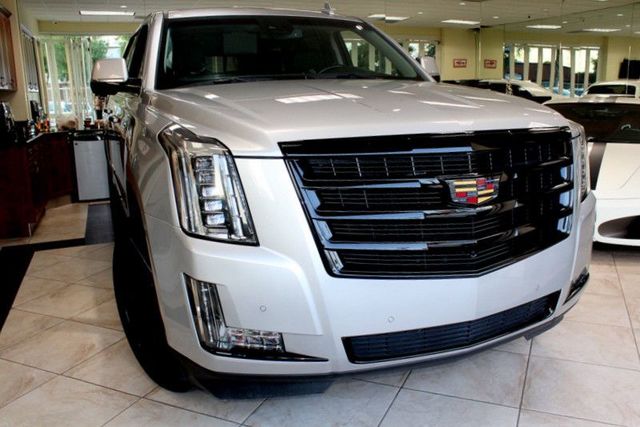 2015 Cadillac Escalade Luxury
