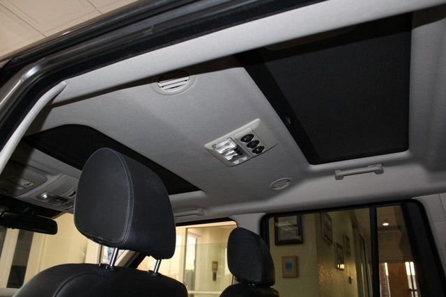 2016 Land Rover LR4 HSE LUX