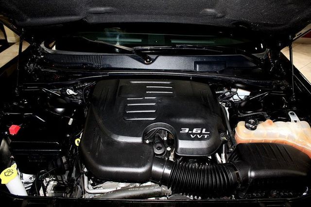 2012 Dodge Challenger SXT