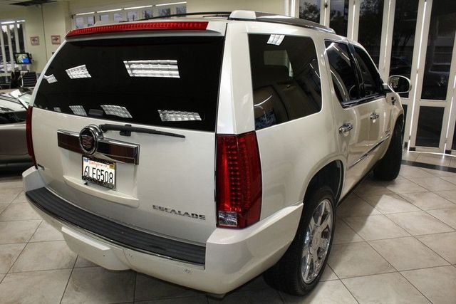 2010 Cadillac Escalade Premium