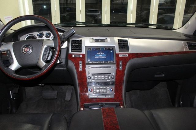 2010 Cadillac Escalade Premium