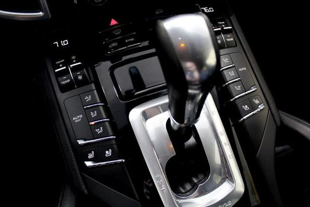 2016 Porsche Cayenne S E-Hybrid