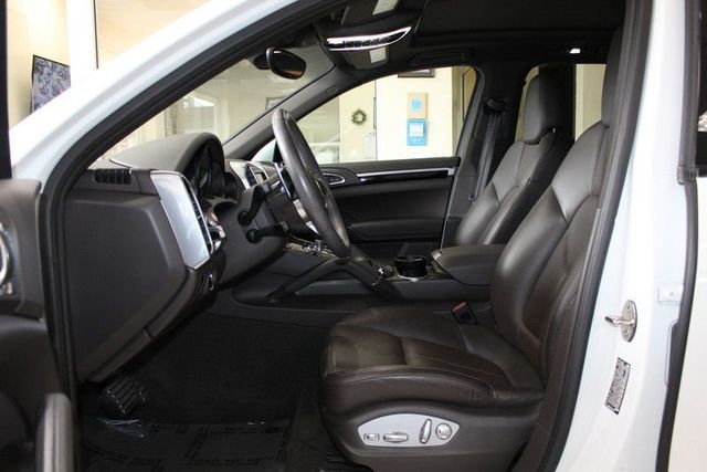 2016 Porsche Cayenne S E-Hybrid