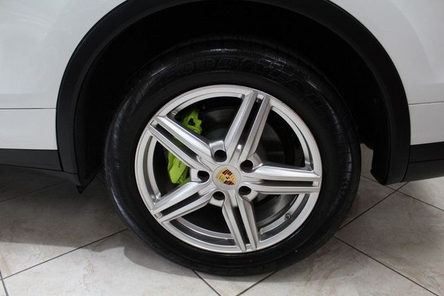 2016 Porsche Cayenne S E-Hybrid