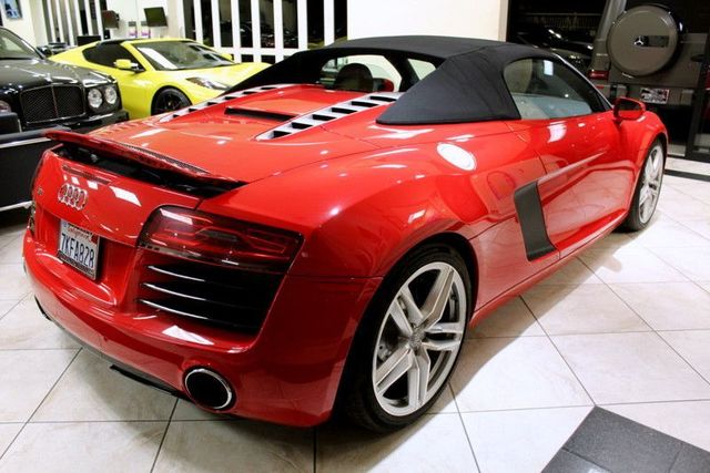 2015 Audi R8 Spyder V8