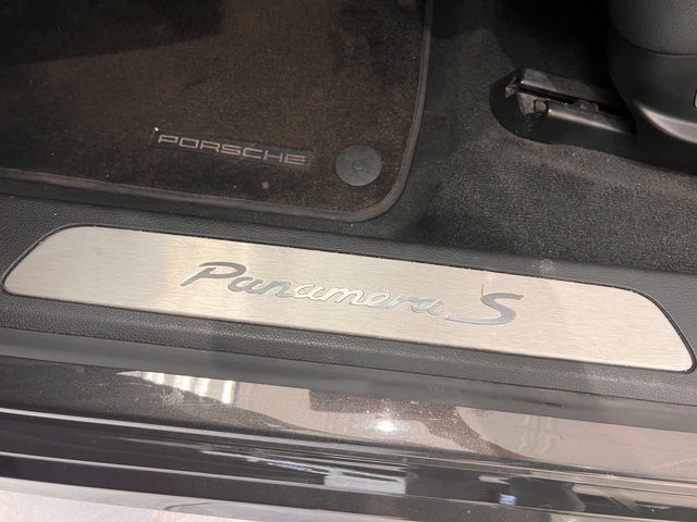 2014 Porsche Panamera S E-Hybrid