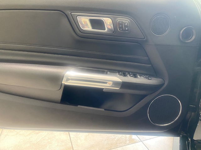 2019 Ford Mustang Premium