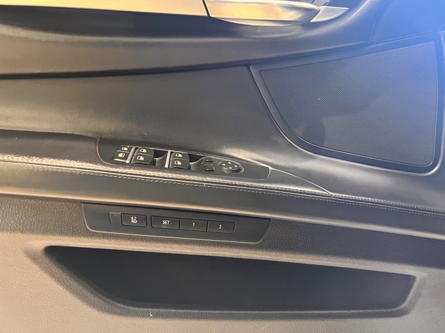 2015 BMW 750i M Sport
