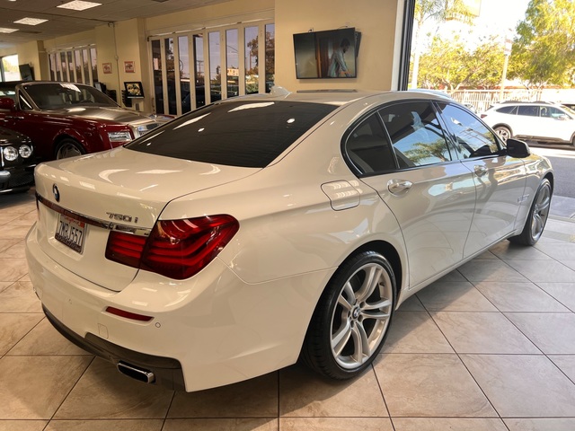 2015 BMW 750i M Sport