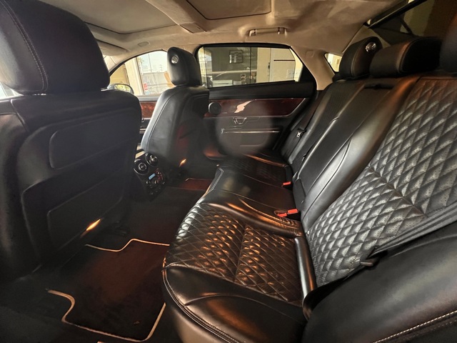 2016 Jaguar XJ L Portfolio