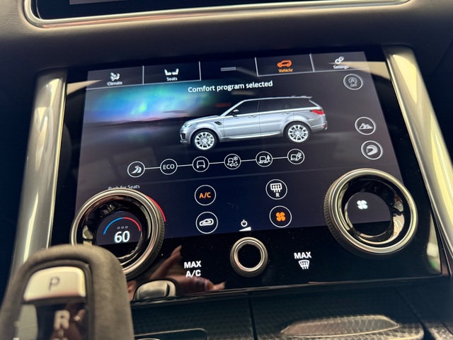 2021 Land Rover Range Rover HST