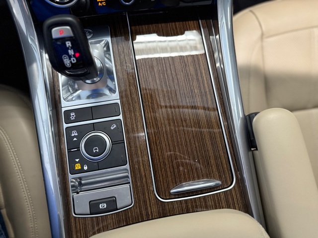 2020 Land Rover Range Rover Sport Sport HSE