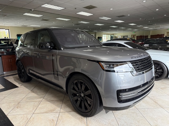 2023 Land Rover Range Rover P400 SE SWB