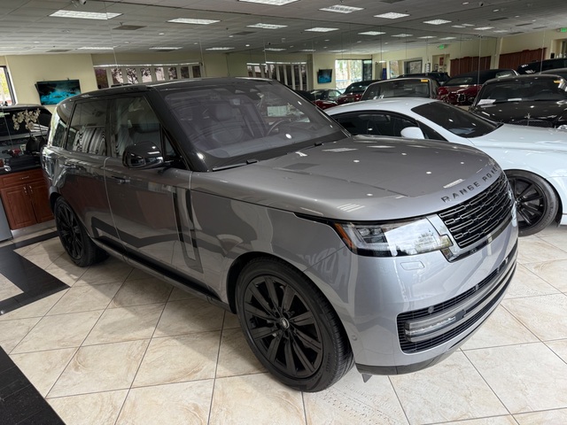 2023 Land Rover Range Rover P400 SE SWB