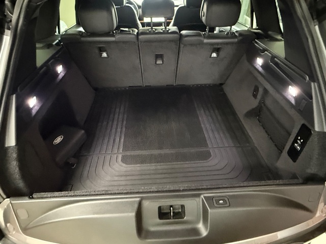 2023 Land Rover Range Rover P400 SE SWB