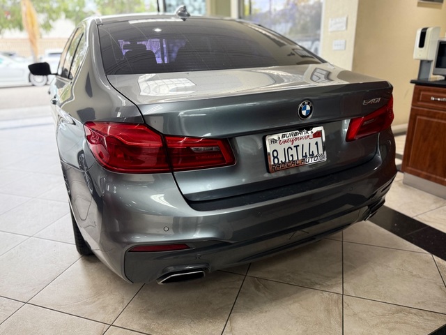 2018 BMW 540i M PKG