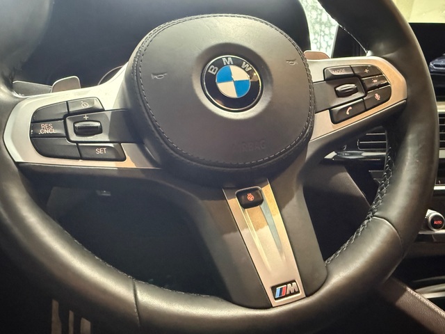 2018 BMW 540i M PKG