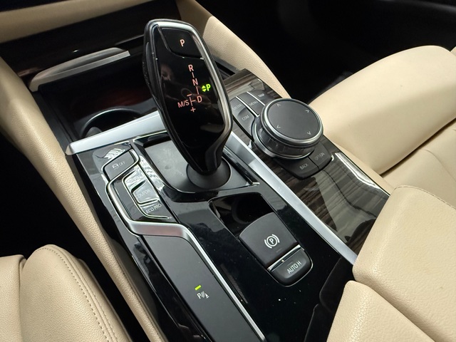 2018 BMW 530i 5 Series