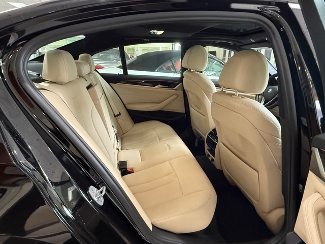 2018 BMW 530i 5 Series