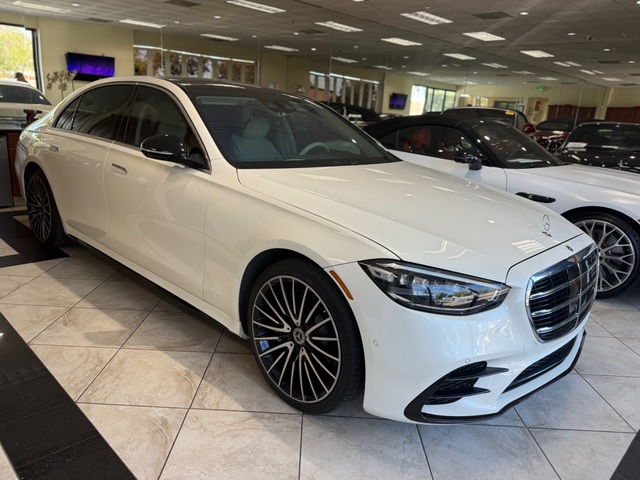 2022 Mercedes-Benz S 500 4MATIC