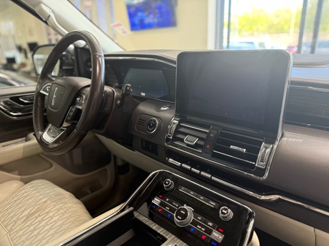 2020 Lincoln Navigator Black Label