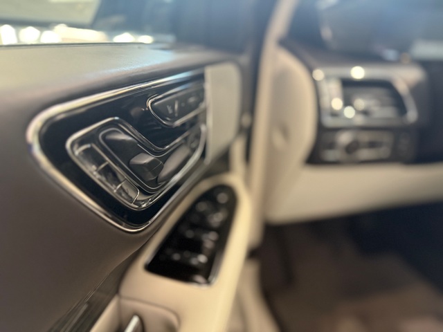 2020 Lincoln Navigator Black Label