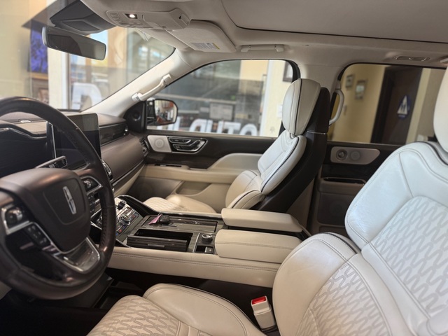 2020 Lincoln Navigator Black Label