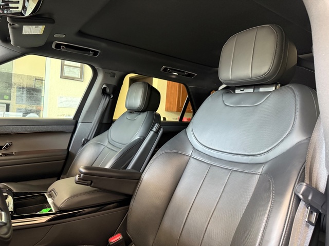 2023 Land Rover Range Rover Sport P360 SE