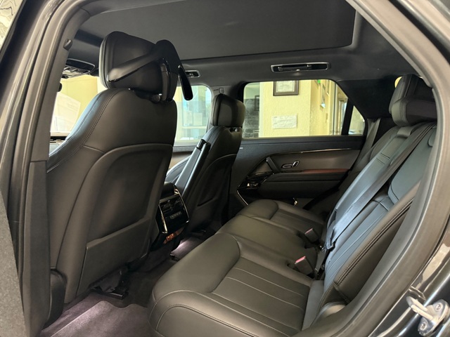 2023 Land Rover Range Rover Sport P360 SE