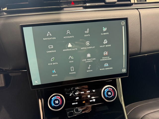 2023 Land Rover Range Rover Sport P360 SE