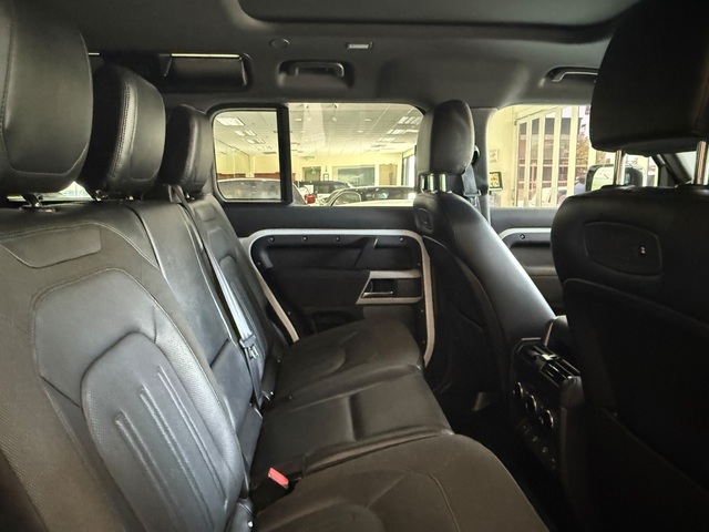 2021 Land Rover Defender 110 SE