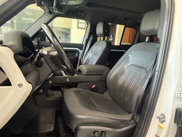 2021 Land Rover Defender 110 SE