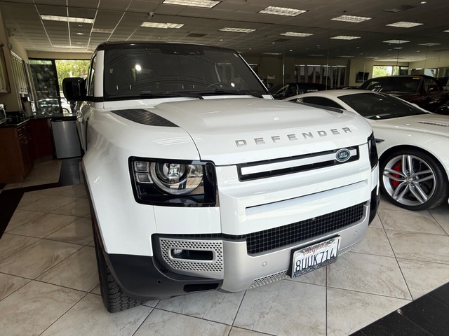 2021 Land Rover Defender 110 SE