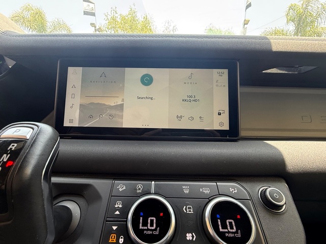 2021 Land Rover Defender 110 SE