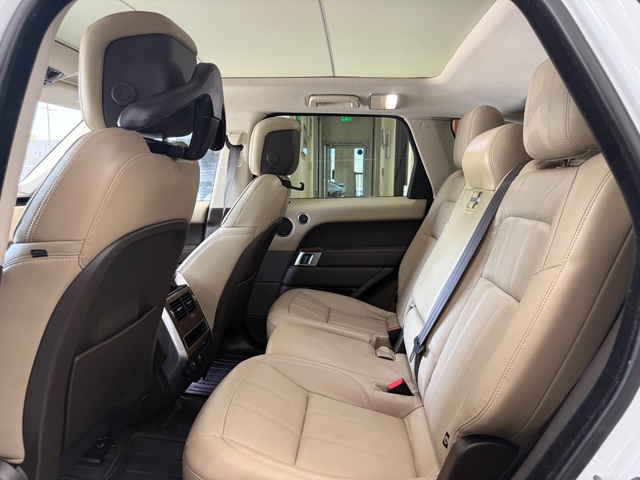 2020 Land Rover Range Rover Sport SE