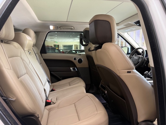 2020 Land Rover Range Rover Sport SE