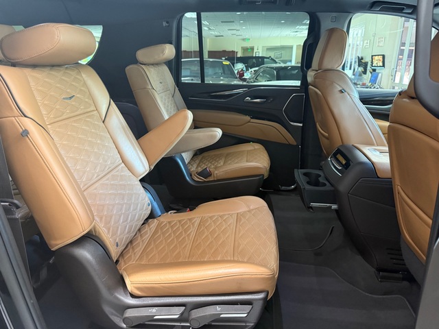 2022 Cadillac ESCALADE ESV SPORT
