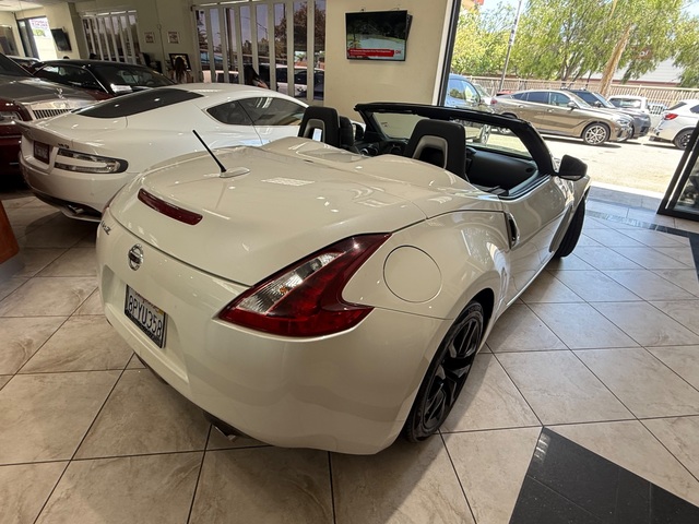2018 Nissan 370 Z TOURING